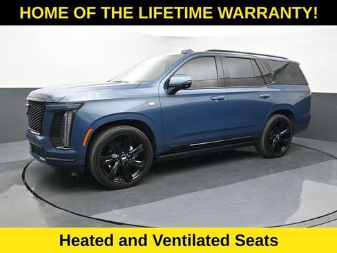Used 2025 Cadillac Escalade Sport Platinum w/ LPO, Floor Liner Package AWD/4WD image 3