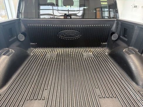 Used 2019 Ford F150 XLT w/ Equipment Group 302A Luxury image 9