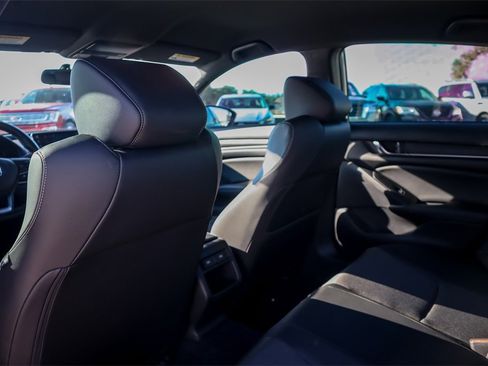 Used 2022 Honda Accord Sport image 22