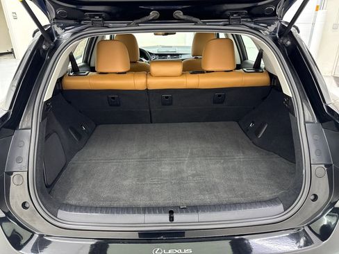 Used 2012 Lexus CT 200h image 25