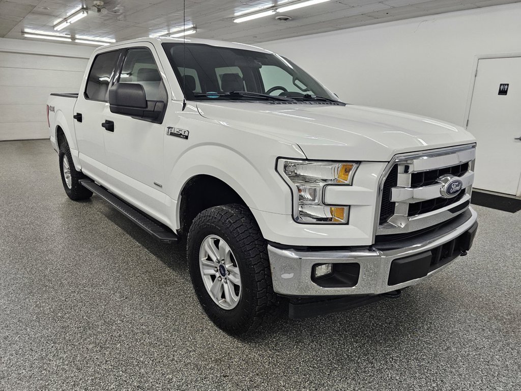 Used 2017 Ford F150 XLT w/ Trailer Tow Package AWD/4WD image 3