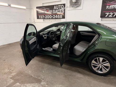 Used 2014 Toyota Corolla LE FWD image 12