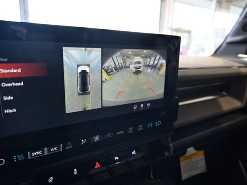 New 2026 GMC Hummer EV SUV w/ LPO, Dark Essentials Package AWD/4WD image 17
