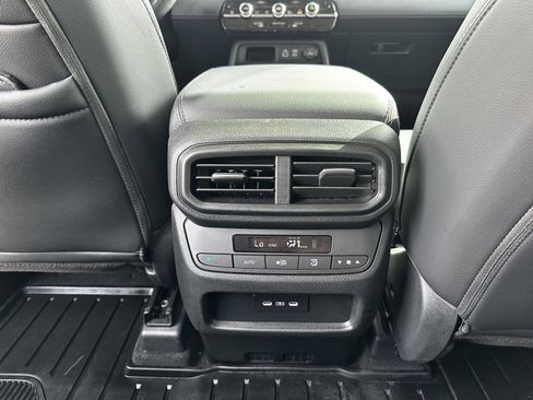 Certified 2025 Honda Pilot EX-L image 22