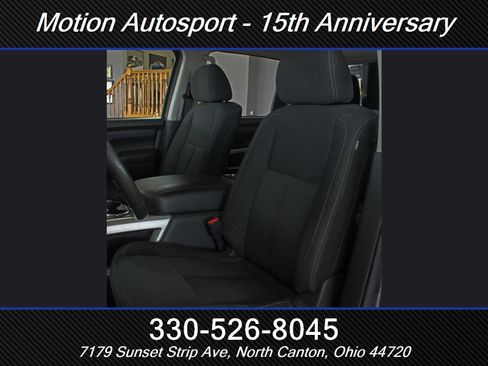 Used 2016 Nissan Titan SV image 30