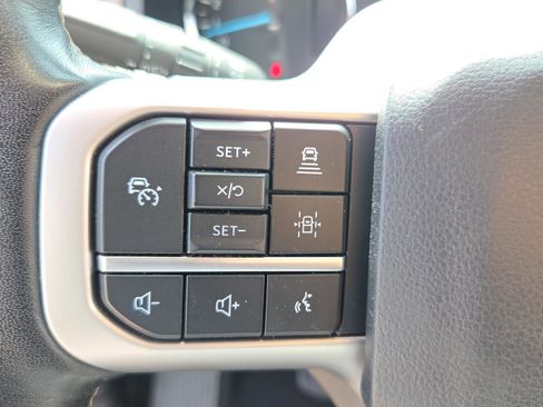 Used 2024 Ford Expedition Limited AWD/4WD image 26