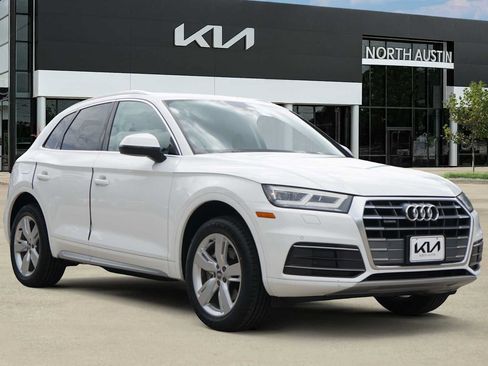 Used 2019 Audi Q5 2.0T Premium Plus w/ Premium Plus Package AWD/4WD image 7