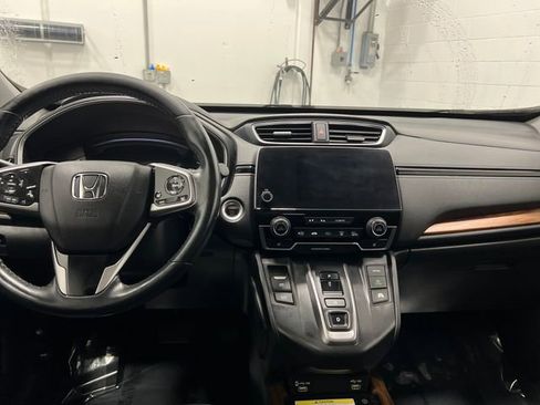 Used 2020 Honda CR-V Touring image 11