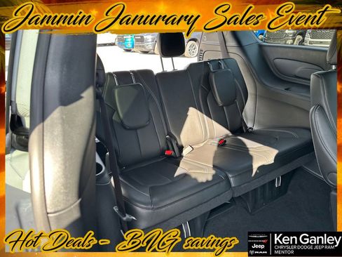 New 2026 Chrysler Voyager LX image 16