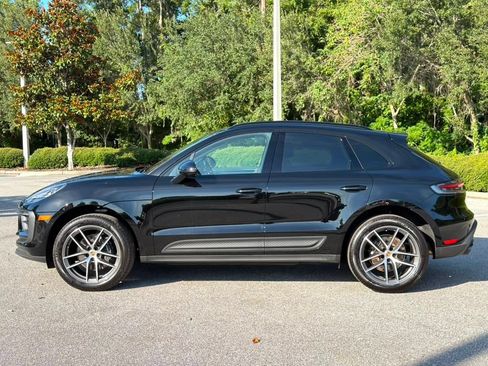 Certified 2026 Porsche Macan AWD/4WD image 2