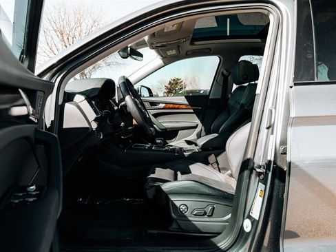 Used 2020 Audi Q5 2.0T Premium Plus w/ Premium Plus Package image 18