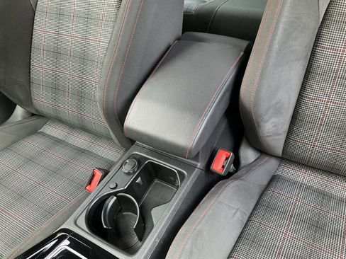 Used 2023 Volkswagen GTI 40th Anniversary Edition FWD image 17