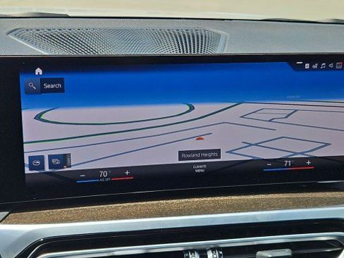 Used 2023 BMW 330i Sedan w/ Premium Package image 14