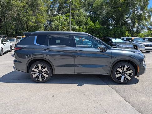 New 2026 Mitsubishi Outlander SEL FWD image 3