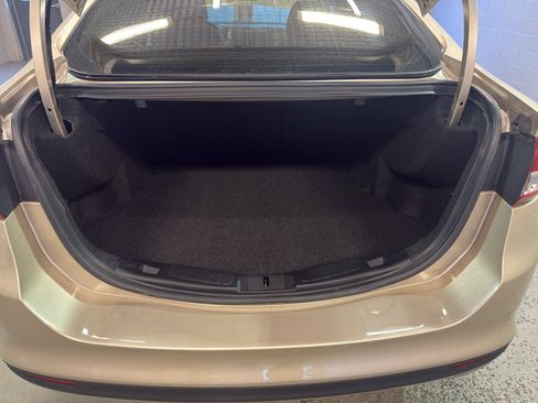Used 2017 Ford Fusion S FWD image 30