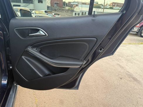Used 2019 Mercedes-Benz GLA 250 image 27