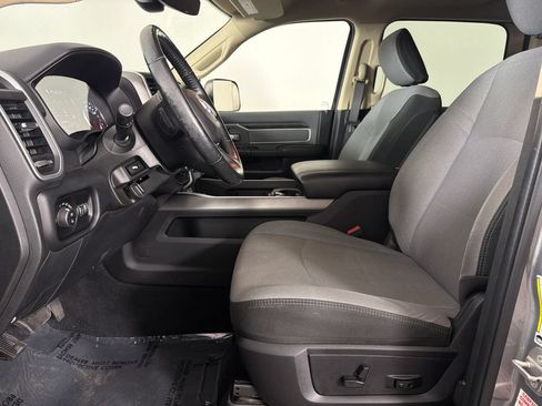 Used 2019 RAM 2500 Big Horn AWD/4WD image 19