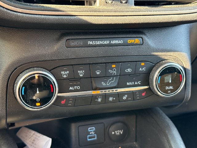 Used 2023 Ford Escape Active AWD/4WD image 31