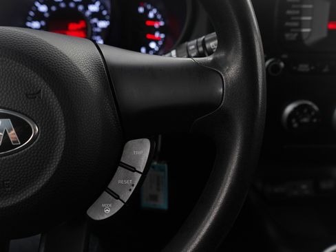 Used 2015 Kia Soul image 25