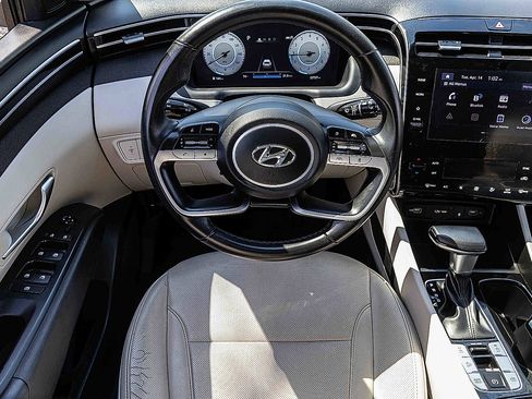 Used 2023 Hyundai Tucson SEL w/ Convenience Package image 16