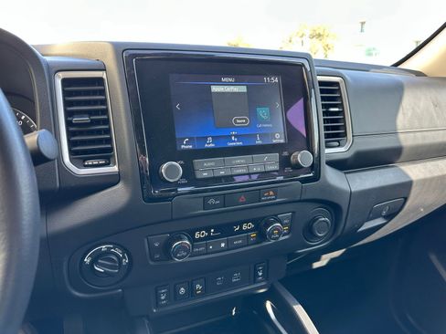 Used 2024 Nissan Frontier SV w/ Hardbody Edition image 16