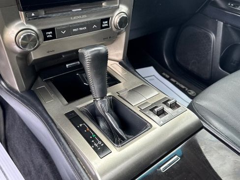 Used 2019 Lexus GX 460 AWD/4WD image 20