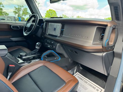 Used 2023 Ford Bronco Outer Banks AWD/4WD image 18