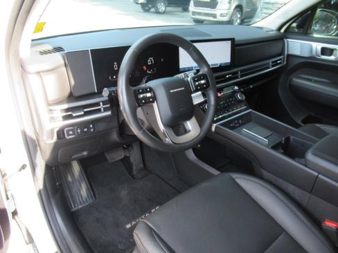 Used 2024 Hyundai Santa Fe XRT AWD/4WD image 18