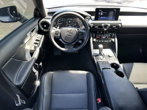 Used 2024 Lexus IS 300 F Sport RWD image 16