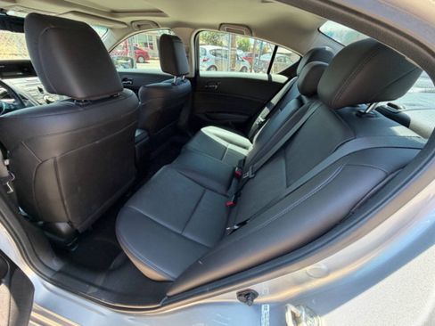 Used 2013 Acura ILX w/ Premium Package FWD image 12