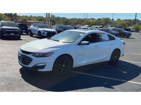 Certified 2024 Chevrolet Malibu LT image 4