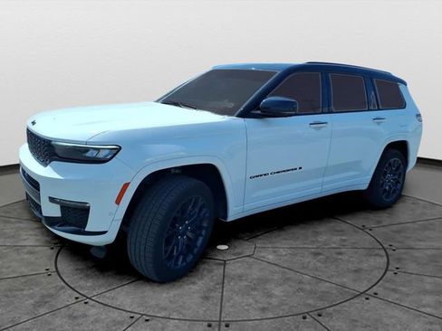 Used 2025 Jeep Grand Cherokee L Summit image 1