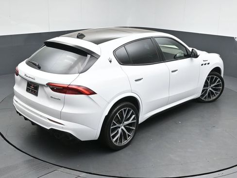 Used 2023 Maserati Grecale Modena AWD/4WD image 40