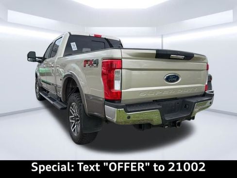 Used 2018 Ford F250 Lariat w/ Lariat Value Package AWD/4WD image 6