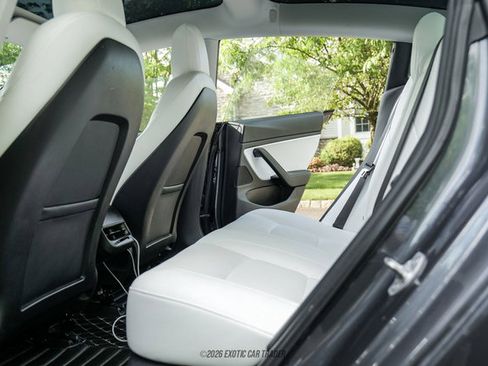 Used 2018 Tesla Model 3 Long Range AWD/4WD image 22
