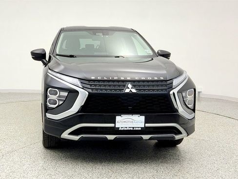 Used 2022 Mitsubishi Eclipse Cross SE image 2