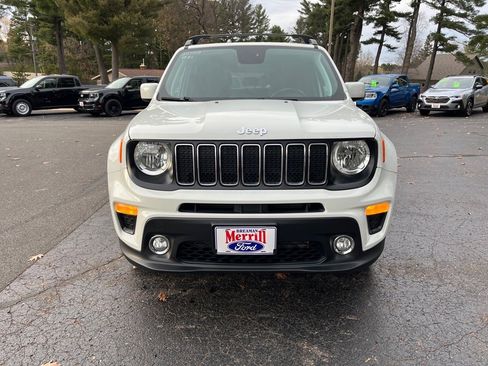 Used 2019 Jeep Renegade Latitude w/ Cold Weather Group image 2