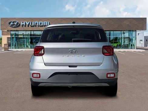 New 2026 Hyundai Venue SE image 30