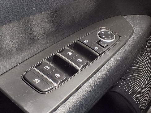 Certified 2024 Kia Forte LXS w/ LXS Technology Package image 19