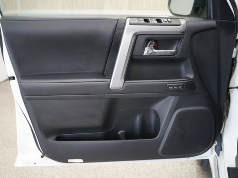 Used 2022 Toyota 4Runner Limited RWD image 30