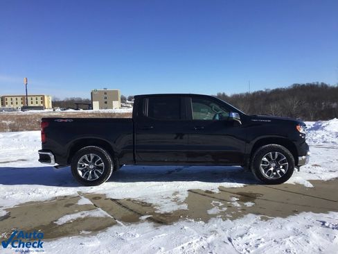 Used 2026 Chevrolet Silverado 1500 LT w/ All Star Edition Plus image 2