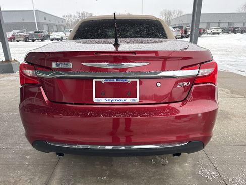 Used 2012 Chrysler 200 Limited image 5