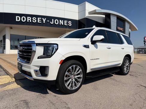Used 2021 GMC Yukon SLT w/ SLT Luxury Plus Package RWD image 1