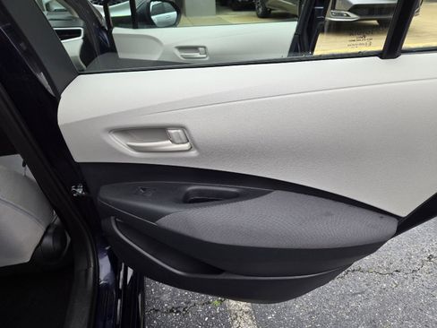 Used 2024 Toyota Corolla LE FWD image 10