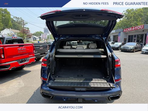 Used 2019 BMW X5 xDrive50i w/ M Sport Package AWD/4WD image 9