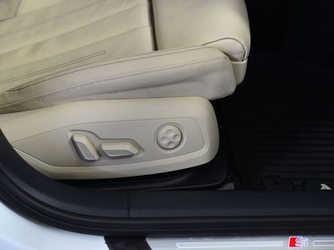 Used 2023 Audi A4 2.0T Premium Plus w/ Premium Plus Package image 10