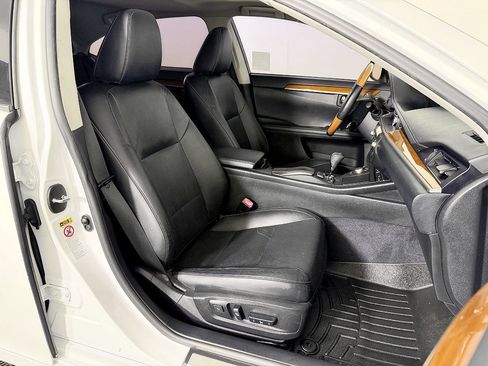 Used 2014 Lexus ES 300h w/ Luxury Package w/Bamboo Trim FWD image 41