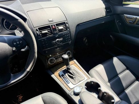 Used 2009 Mercedes-Benz C 63 AMG Sedan image 22