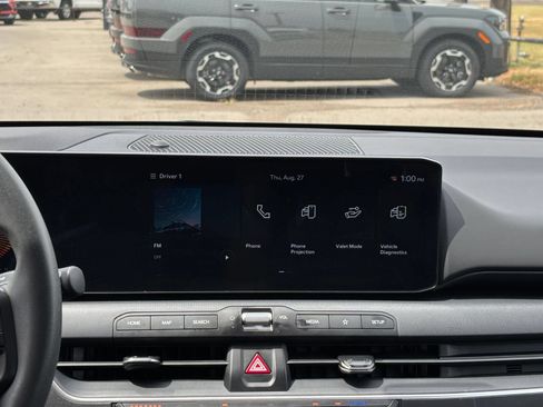 Used 2026 Kia K4 FWD image 16