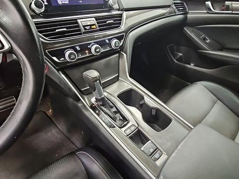 Used 2018 Honda Accord Sport image 21